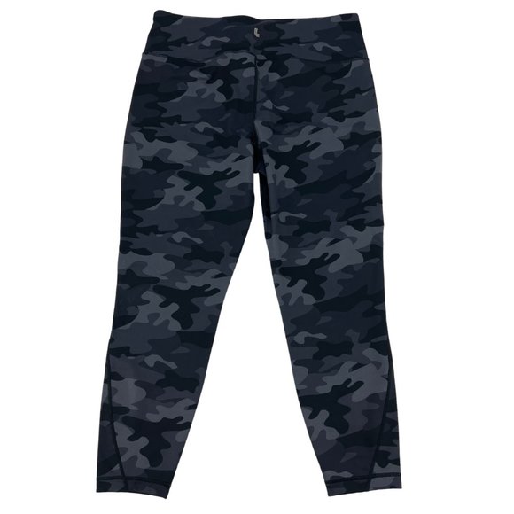 Lolë | Women's Leggings | Camouflage Pattern | Small - Picture 1 of 2